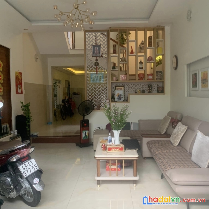 Nhà hoàng diệu 2 chiều, k ô tô, 62m2, 3 tầng sạch đẹp