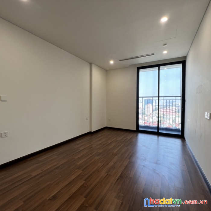 Cho thuê nhà chung cư 234 hoàng quốc việt , cầu giấy . 95m, 3 ngủ. giá: 15tr