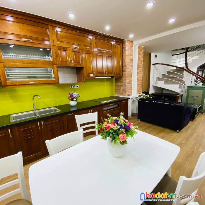 Chủ xoắn bán! nhà đẹp nguyễn khánh toàn, nông, oto gần, ba gác tránh, 45m, 5t, chỉ 4.65 tỷ