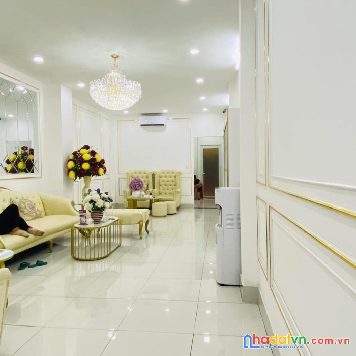 Bán nhà mặt tiền 6 tầng thang máy- nguyễn chí thanh quận 5
