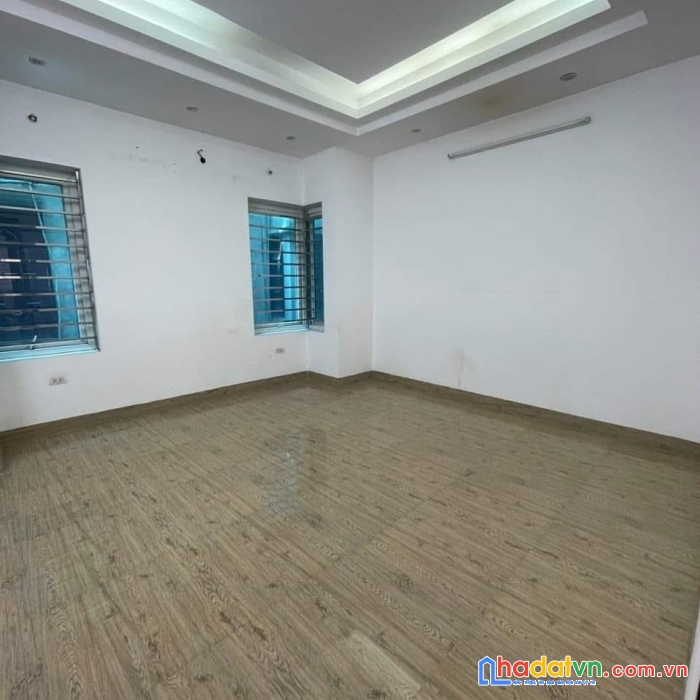 Cho thuê nhà lk văn phú hà đông - 70m 4.5 tầng giá chỉ 14tr - kinh doanh - văn phòng