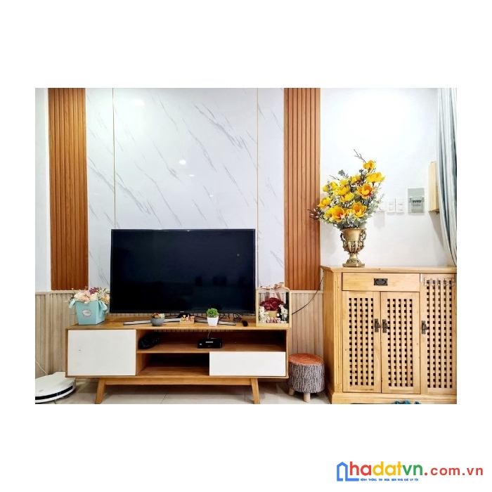 Tôi chủ nhà số 186/10 nguyễn thái sơn phường 4 hxh đỗ x 3tầng x 4.55tỷ