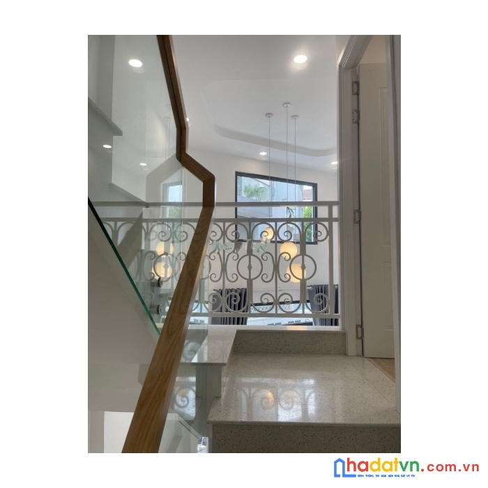 Nhà xây mới - 48 m2 4 tầng ngay bên sunny plaza hẻm 6m phạm văn đồng p3 gò vấp 6,2 tỷ