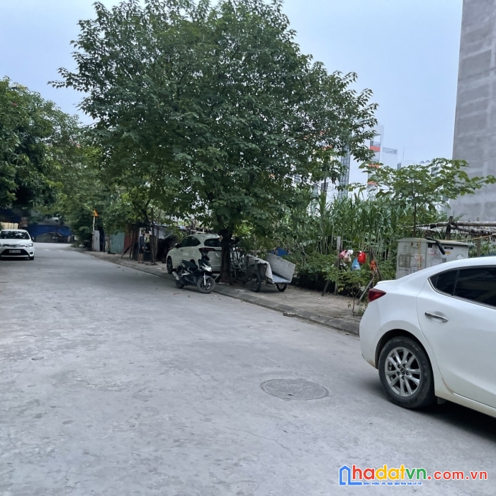 Bán gấp nhà tu hoàng phân lô kinh doanh ô tô nhà mới dt 40m giá nhỉnh 6 tỷ