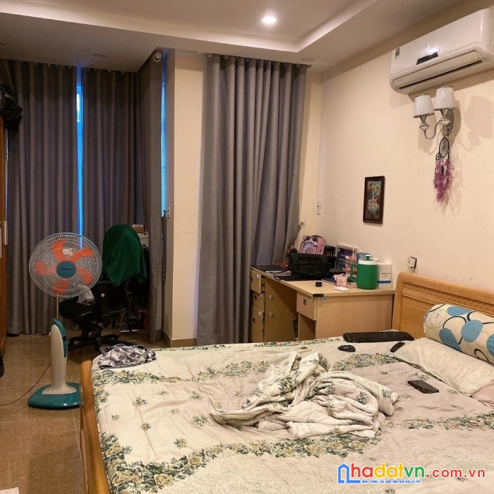 Hẻm xe hơi thông bàn cờ, q3, 4 tầng, kd hay thuê chdv đỉnh, 6pn, ngang 5.3m, 75m2, 12 tỷ 