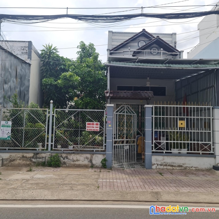 Bán gấp lô đất tặng nhà mặt tiền đẹp tại đường ngô gia tự, phường 5, tp cà mau