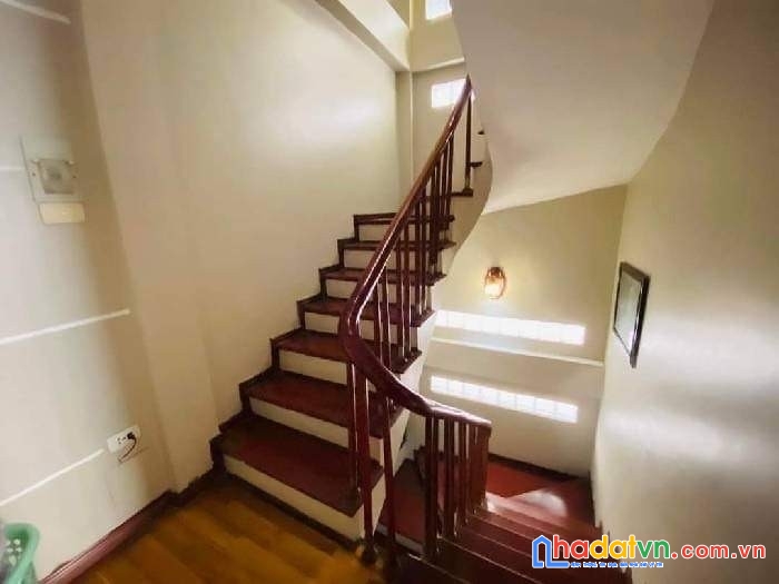 Bán nhà ngã ba tân mai tt hoàng mai 55m2 3 ngủ, chỉ 3 tỷ 8.