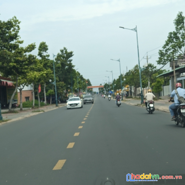 Bán lỗ 4330m2 giá rẻ bèo - sổ hồng riêng khu dân cư ở châu thành