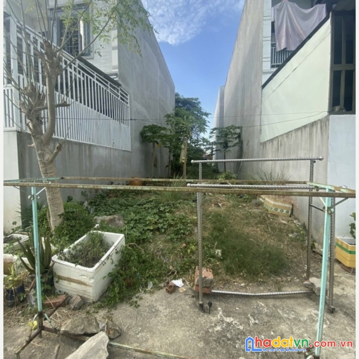 Bán lô đất 55m2 gần ubnd tân vạn, shr thổ cư đường ô tô chỉ 1ty350