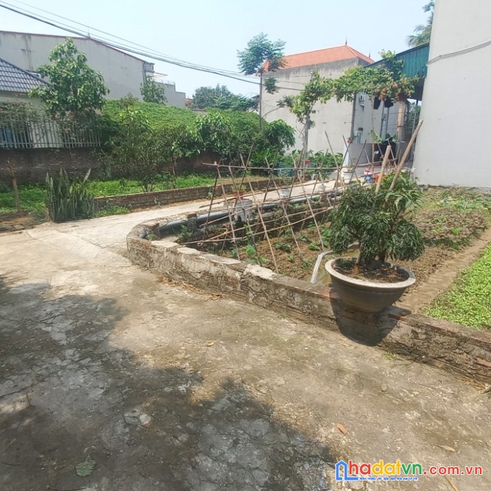 Chủ cần bán gấp 47.8m2 thố bảo vân trì, đường ô tô, 2 mặt thoáng, sát bìa, sát chợ vân trì, giá
