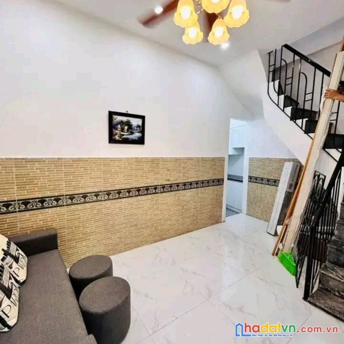 Siêu phẩm siêu độc siêu rẻ - bộ 3 bách kinh xây - ngõ ô tô - trung tâm hai bà trưng