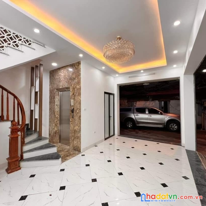 Bán nhà nguyễn an ninh hoàng mai hà nội 50m2x5tx6m mặt tiền. gara 7 chỗ thang máy nhập khẩu.
