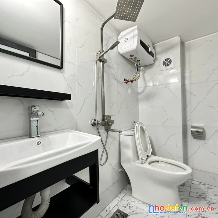 Bán tòa chdv cao cấp - 26p kk - q thanh xuân - ô tô vào nhà - dòng tiền 1.5 tỷ/năm - 150m x 7t -