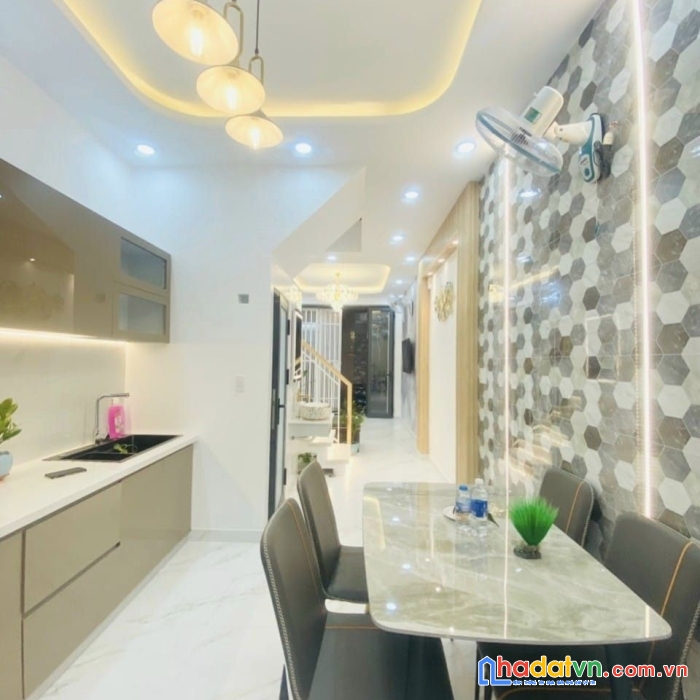 Bán nhà hxh thống nhất, p16 gòvấp 33m trệt lầu 2pn 2wc 3tỷ89, full nt