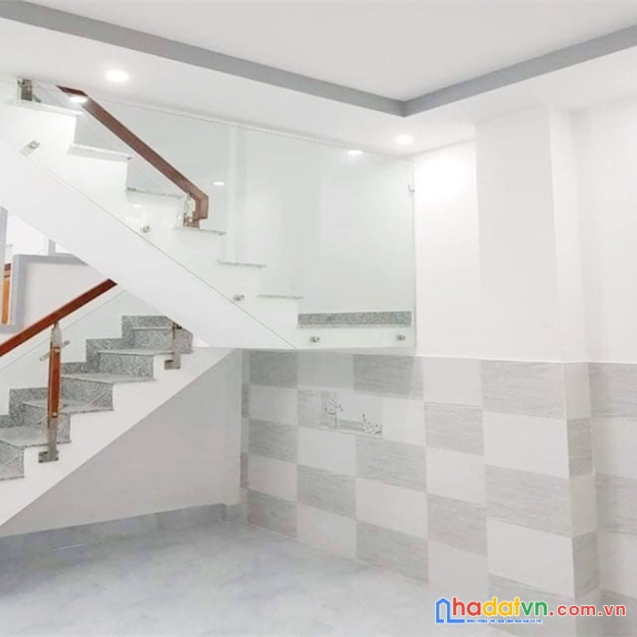 Giảm 2 tỷ - bán gấp nhà nguyễn trọng tuyển tân bình - 60m2 - nhỉnh 4 tỷ