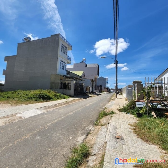 Bán gấp đất nền kqh nguyễn hữu cầu, đà lạt 120m2 giá 4.5 tỷ