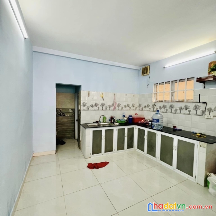 Nhà đẹp - diện tích rộng 69m2 - khu vực xịn - giá chỉ 4.35 tỷ