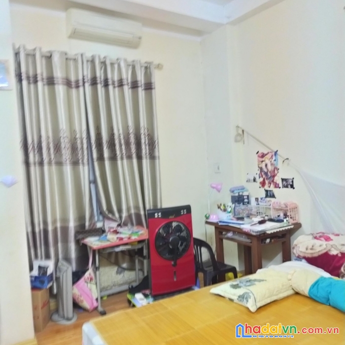 Bán gấp nhà trương định 37m2 mt 6m chỉ 3tỷ2 lh: 0382787723