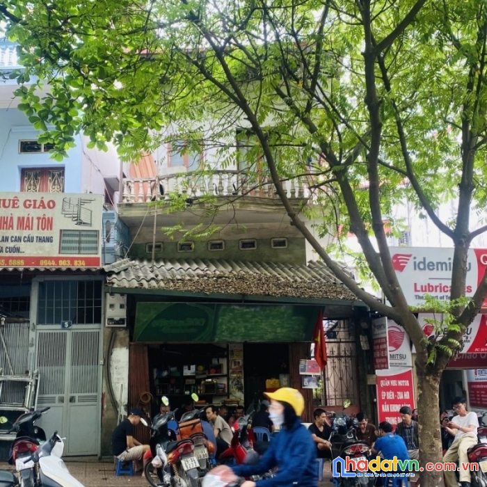 Bán mặt phố ngoc lâm long biên với diện tích 100m2 chỉ 17,5 tỷ mặt tiền 5,6 m vị trí đẹp