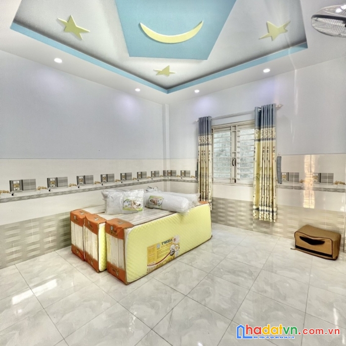 Nhà mặt tiền liên khu 4-5 bình tân 106m2 ,5 tầng nhỉnh 6 tỷ