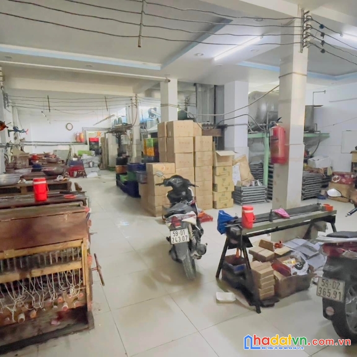 Mua 1 được 3, bán nhà hẻm 12m trịnh đình trọng - âu cơ, 7.5x30m, 3 tầng, 16pn, 19.8 tỷ