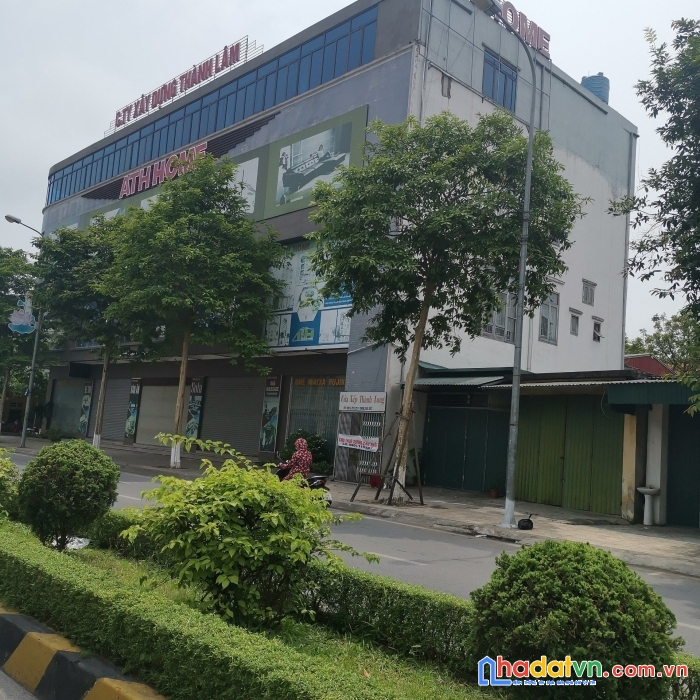 Chuyển nhượng nhà trung tâm thương mại + nhà xưởng.