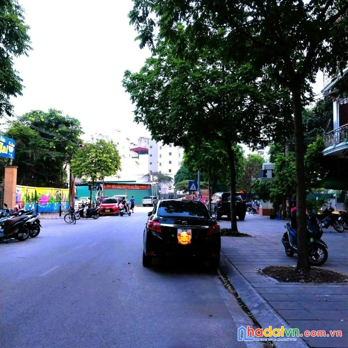 Bán nhà dương khuê, cầu giấy, 47m, 5t, 2 thoáng, 12 tỷ 48, kd, vỉa hè 9mx2