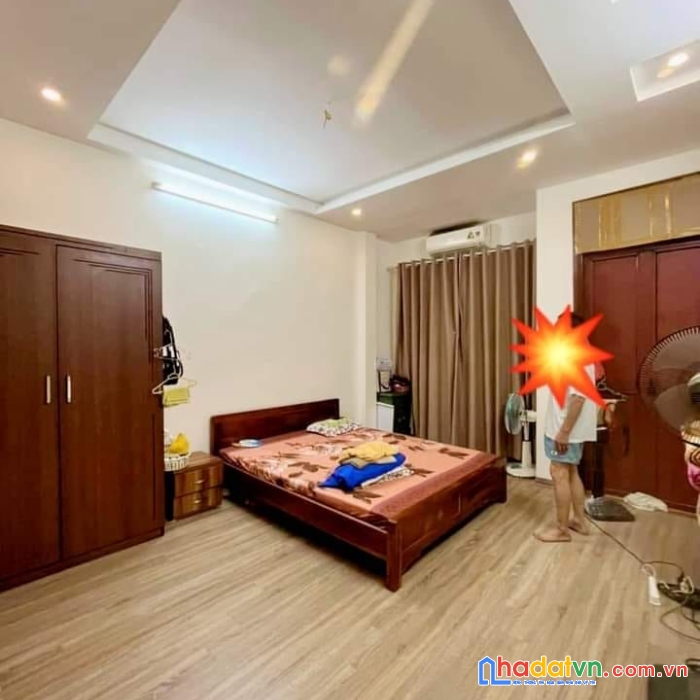 Nhà vị trí đẹp phố vũ tông phan 30m ra ôtô 50m ra mặt phố dt:35m2 4 tầng mt 4m 3 phòng ngủ giá: 3x