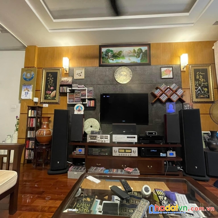 Bán nhà trung kính, cầu giấy, phân lô, ô tô tránh, 2 ô tô ngủ trong nhà,15m ra phố, 52m2, chỉ 13.8