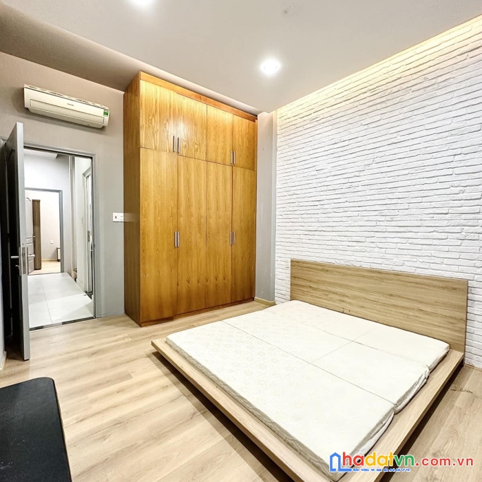 Nhà siêu đẹp, hai mặt hẻm xe hơi lê quang định, bình thạnh, 44m2, 3 tầng, 6 tỷ mấy