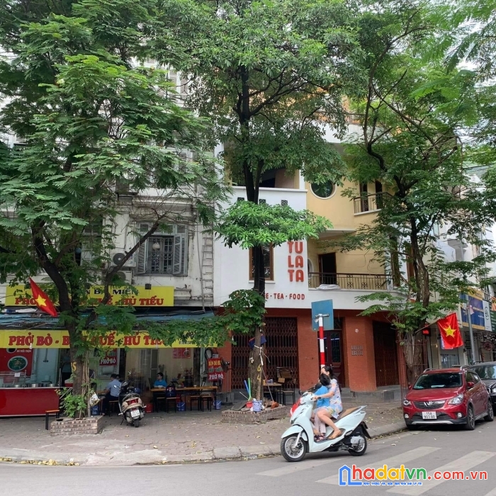 Bán nhà mặt phố hoàng ngọc phách, mặt tiền 10m, giá chỉ 33 tỷ, kinh doanh sầm uất 0918086689