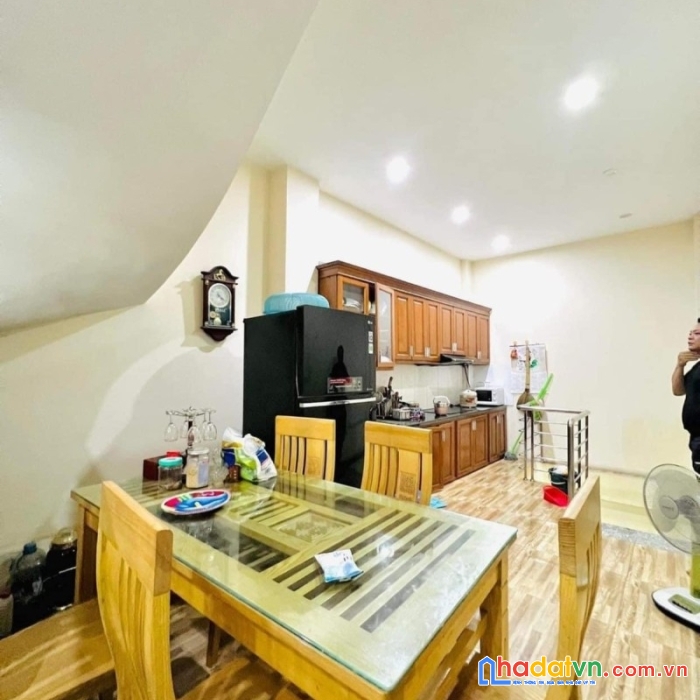 Bán nhà minh khai gốc đề hoàng mai 36m 5 tầng ngõ thông ô tô kinh doanh nhỉnh 5 tỷ lh 0975124520