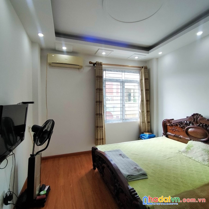 Bán nhà vị trí trung tâm việt hưng - kinh doanh cực đỉnh - ngõ thông ô tô tránh