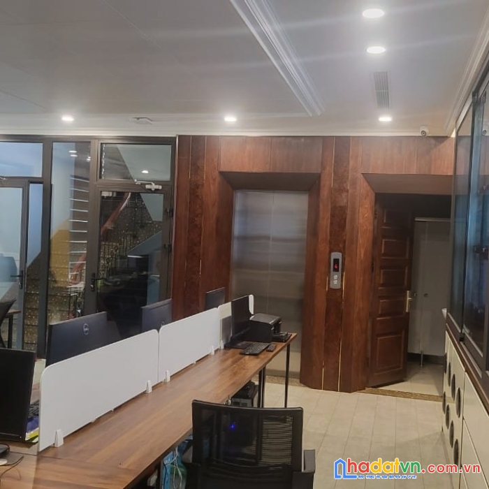 Bán nhà mặt phố vũ phạm hàm, dtxd110m2 x 7 tầng, mt 7m, chỉ 69 tỷ.