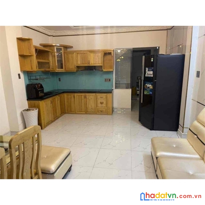 Nguyên căn mặt tiền đường số 13, lý phục man, p.bình thuận