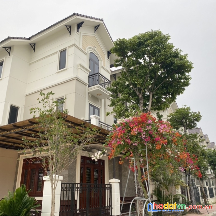 Biệt thự sân vườn 135m2 cách hà nội chỉ 12km giá chỉ từ 6,5 tỷ