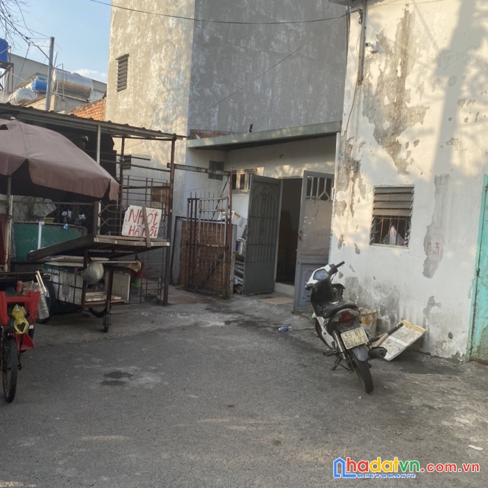 Bán nhà cấp 4 hẻm xe tải đường phạm văn bạch - phường 15 - tân bình