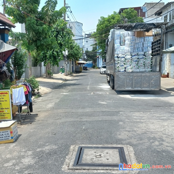 Bán nhà cấp 4 hẻm xe tải đường phạm văn bạch - phường 15 - tân bình