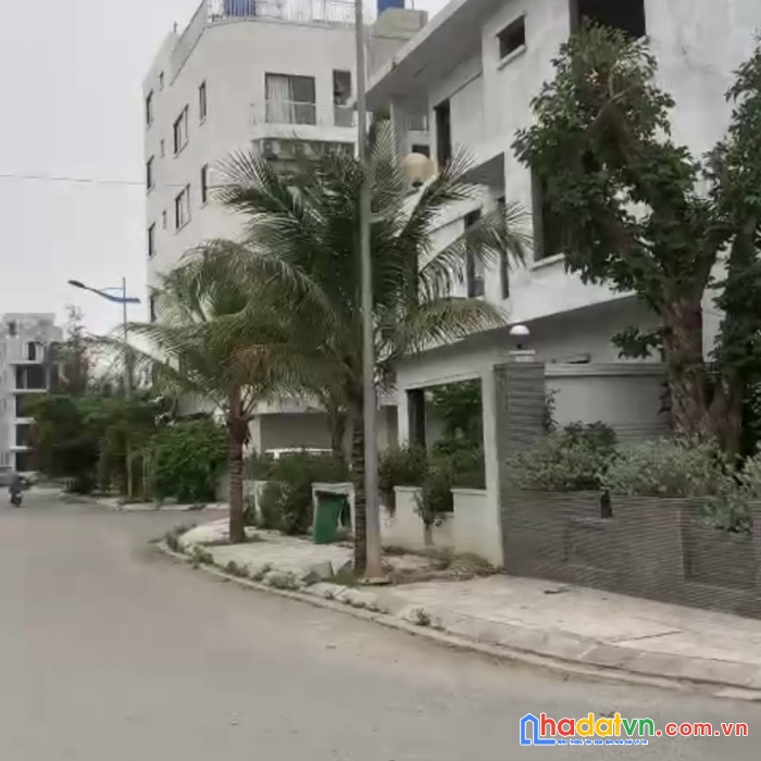 Cần bán flc sầm sơn lk 22 - 16 gần hồ flc rất đẹp. cách hồ 10m đi bộ.địa chỉ.phường quảng cư - sầm