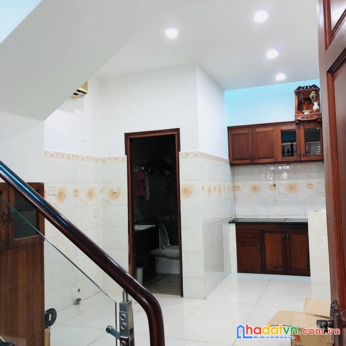 Khu vực hiếm nhà bán - ngay cityland - hxh 6m thông - 53m2 - giá chỉ 5.9 tỷ.