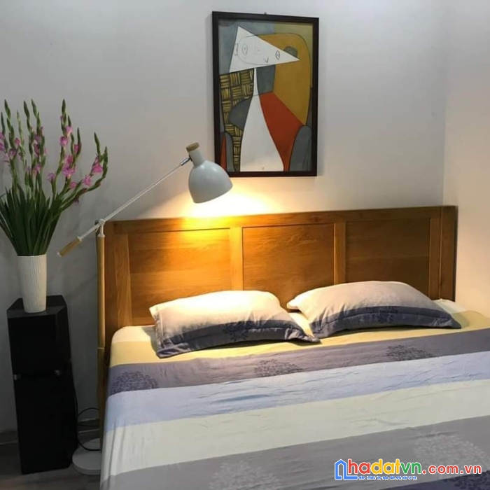 Bán căn hộ chung cư the golden an khánh 32t cửa tây nam ban công đông bắc, 2 phòng ngủ, sổ hồng
