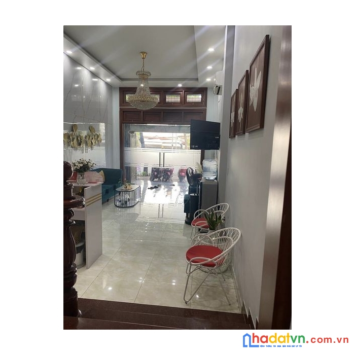 Chính chủ cho thuê mặt bằng tầng 1 thích hợp làm spa, mi nali, gội đầu dưỡng sinh.