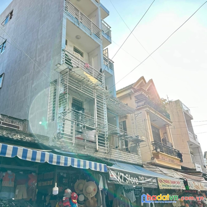 Bán 2 ngôi nhà mặt tiền chợ căn cứ 26 gò vấp  có thu nhập 70 triệu/1 tháng