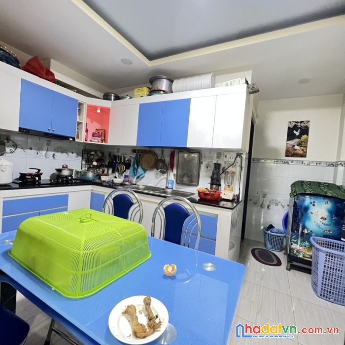 Bán nhà mặt tiền nguyễn trung trực bình thạnh 215m2 ngang khủng