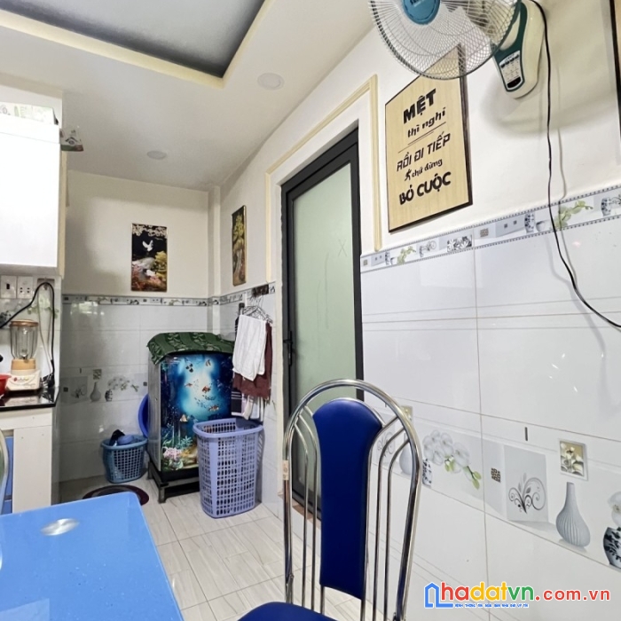 Bán nhà mặt tiền nguyễn trung trực bình thạnh 215m2 ngang khủng