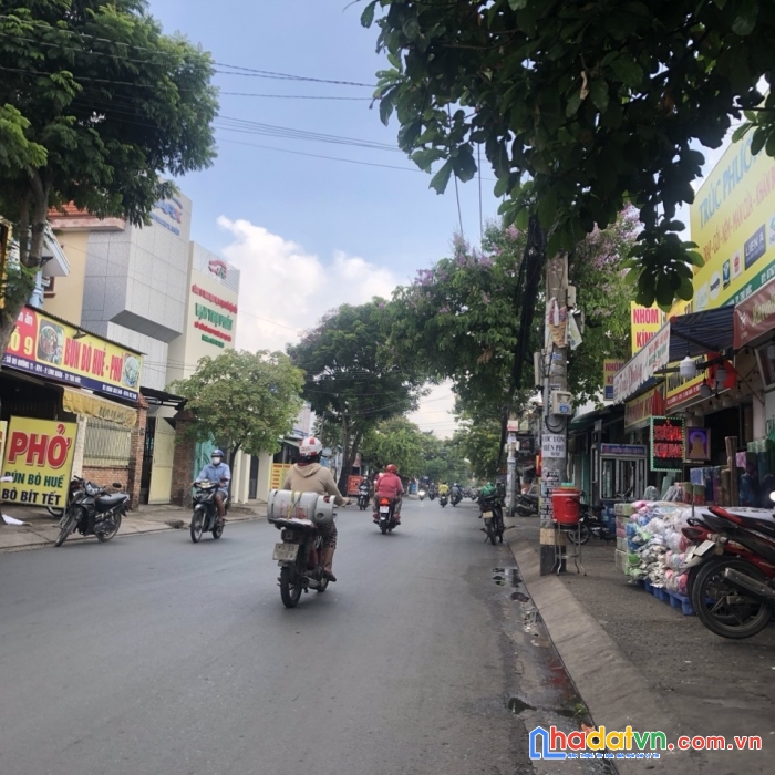 Bán nhà hxt đường 11, linh xuân, 120m2, tặng gpxd, rê bèo.