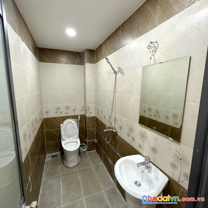 Nhà mới hẻm ô tô âu dương lân 4x15m p3 q8 - giá 6.2 tỷ