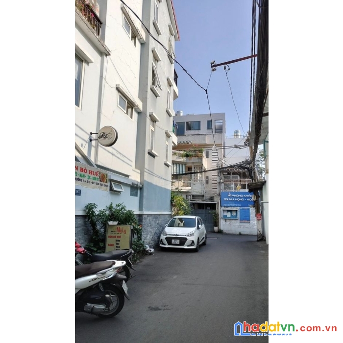 Bán nhà quận 3, chỉ 3.55 tỷ, lê văn sỹ cách hẻm xe tải tránh 1 căn, không lộ giới, ngang 3.8x10.3,