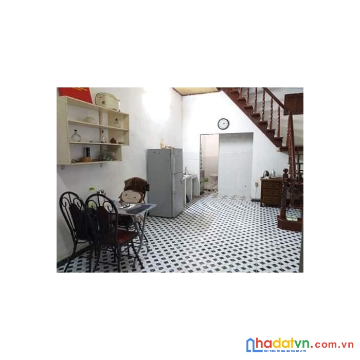 Bán nhà quận 3, chỉ 3.55 tỷ, lê văn sỹ cách hẻm xe tải tránh 1 căn, không lộ giới, ngang 3.8x10.3,
