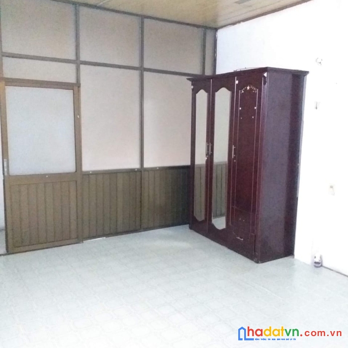 Bán nhà quận 3, chỉ 3.55 tỷ, lê văn sỹ cách hẻm xe tải tránh 1 căn, không lộ giới, ngang 3.8x10.3,